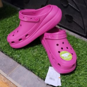 NWT CROCS CLASSIC CRUSH CLOG SHOES (UNISEX SIZING) Mens 7/ Womens 9